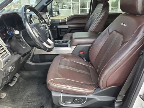 Used 2017 Ford F350 Platinum w/ Platinum Ultimate Package image 16
