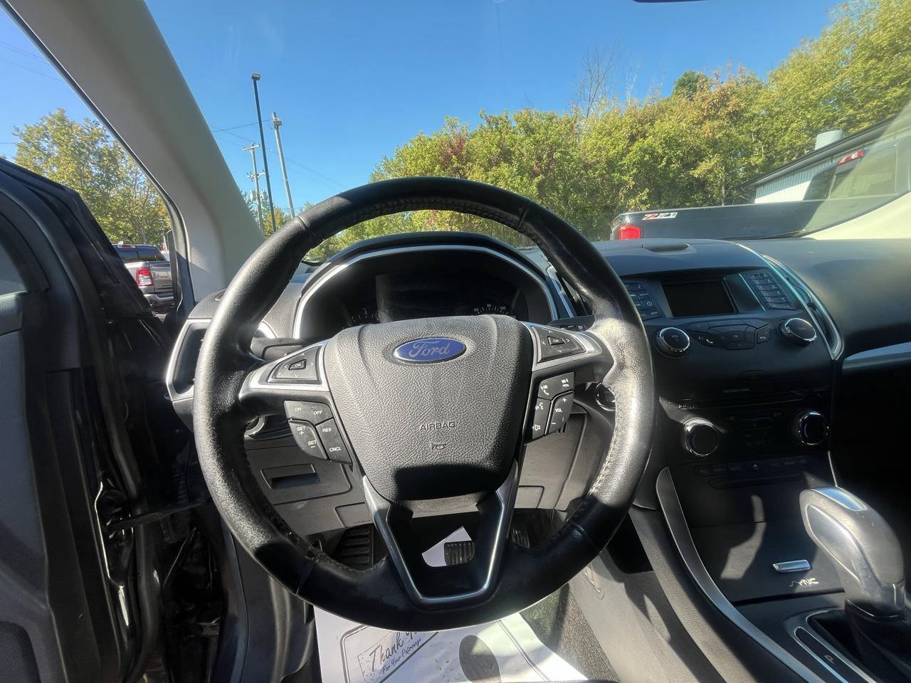 Used 2015 Ford Edge SEL FWD image 12