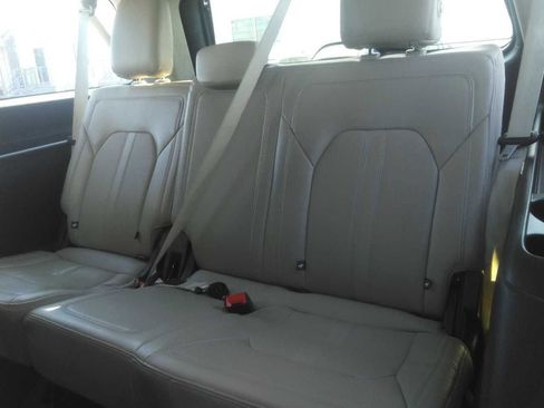 Used 2024 Ford Expedition Max Limited AWD/4WD image 10