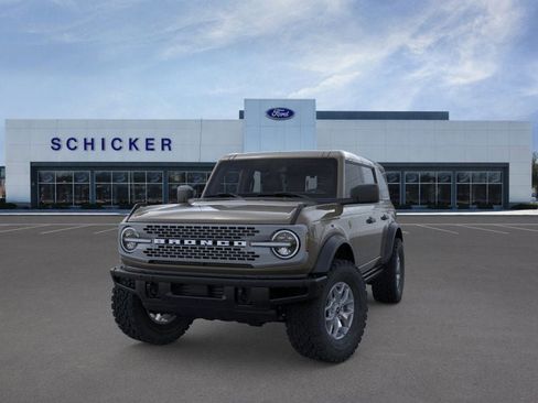 New 2025 Ford Bronco Badlands AWD/4WD image 2