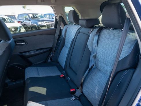 Used 2023 Nissan Rogue SV FWD image 32