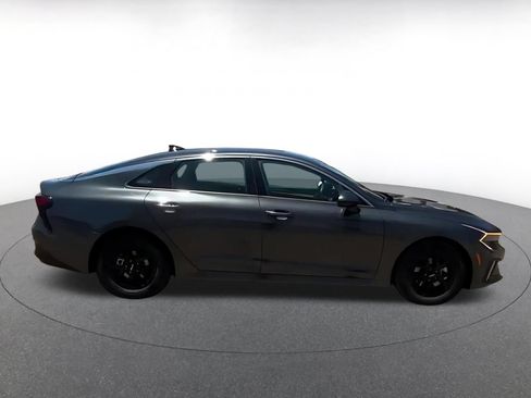 Used 2025 Kia K5 LXS FWD image 9