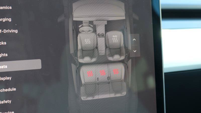 Used 2023 Tesla Model Y Performance AWD/4WD image 19