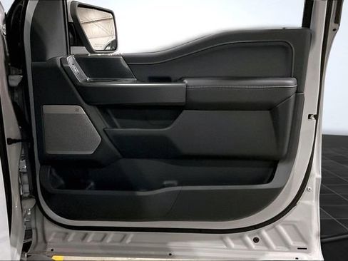 Used 2025 Ford F150 Lariat w/ Equipment Group 501A Mid image 25