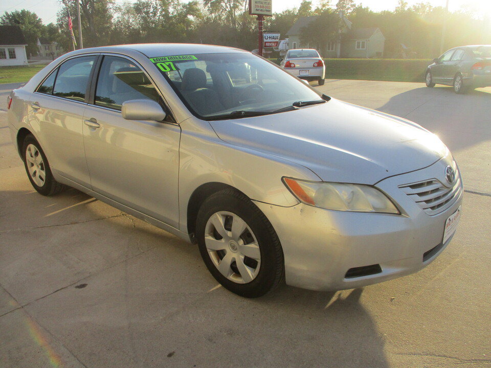 Used 2007 Toyota Camry LE FWD image 17