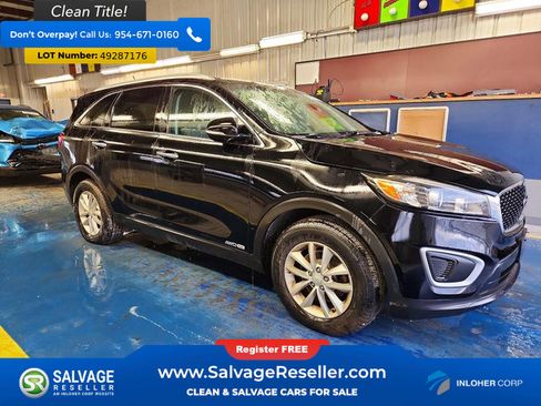 Used 2017 Kia Sorento AWD image 5