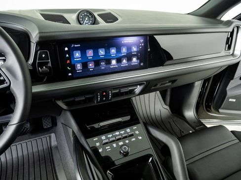 New 2026 Porsche Cayenne AWD/4WD image 13