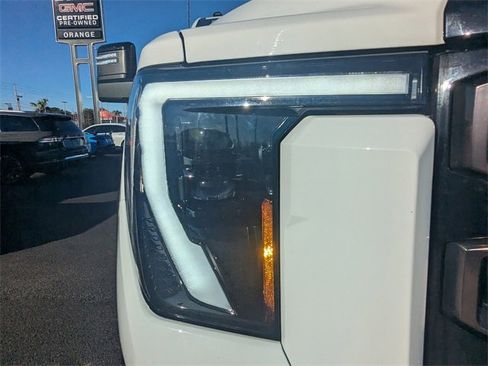 Used 2024 GMC Sierra 2500 AT4X w/ AT4X AEV Edition image 10