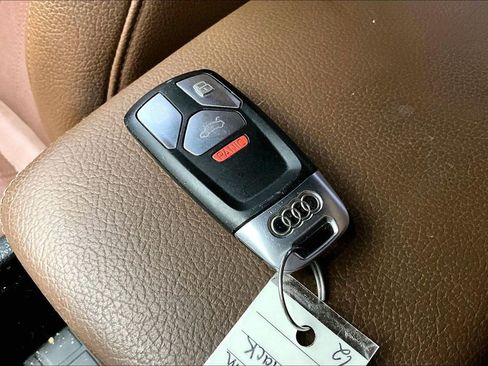 Used 2017 Audi A4 2.0T Premium w/ Convenience Package image 13