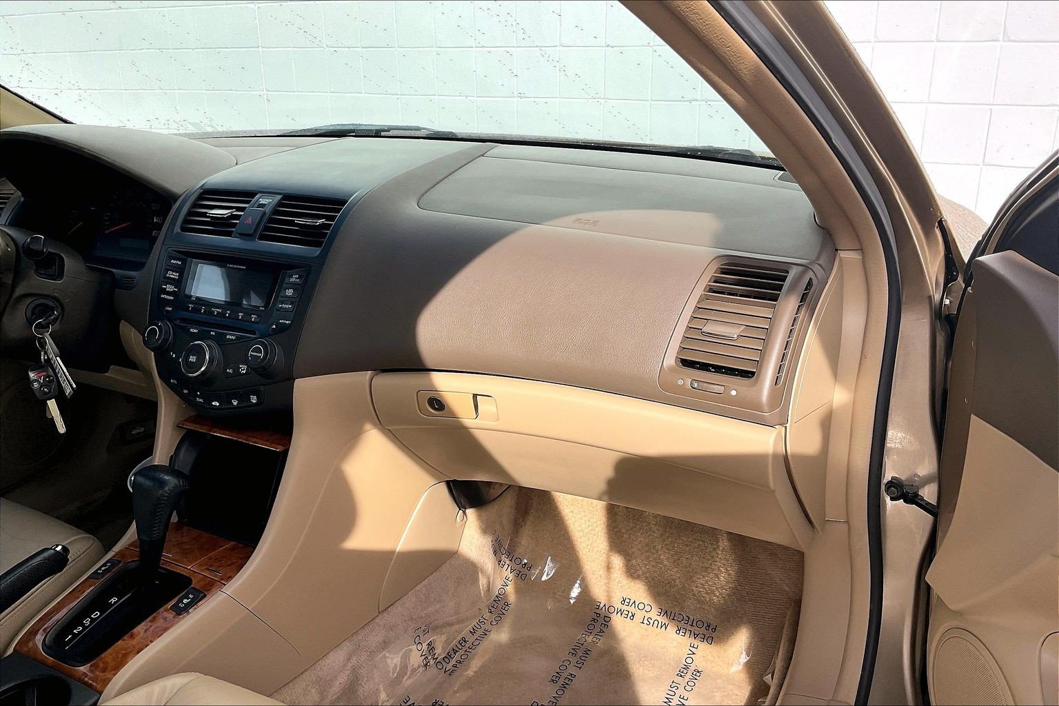 Used 2005 Honda Accord EX-L image 19
