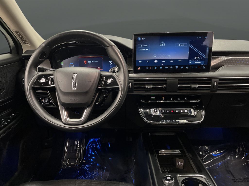 Used 2024 Lincoln Corsair Grand Touring w/ Equipment Group 301A AWD/4WD image 5