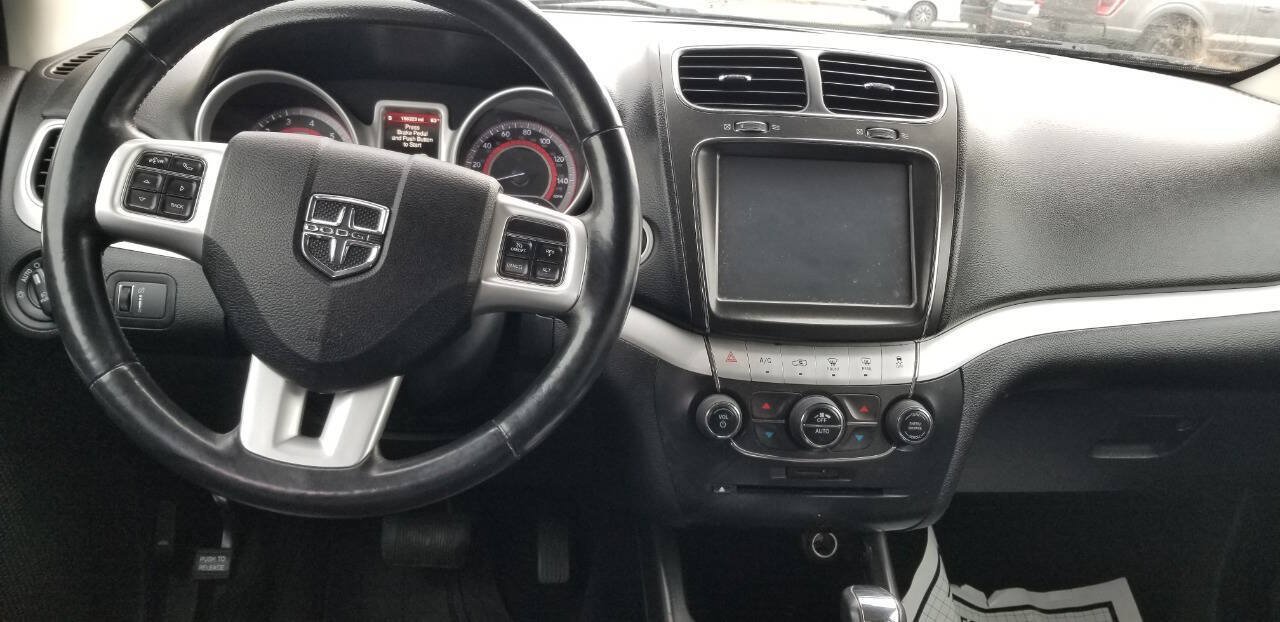 Used 2015 Dodge Journey R/T w/ Rear Seat Video Group AWD/4WD image 5