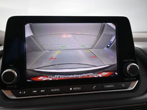Used 2023 Nissan Rogue SV FWD image 33