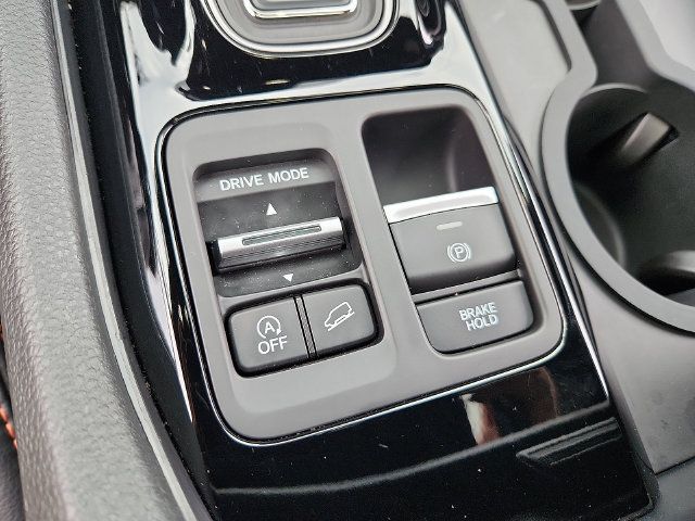 Used 2025 Honda Pilot TrailSport image 24