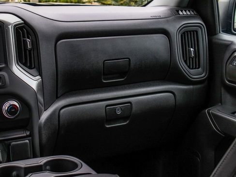 Used 2024 GMC Sierra 1500 Pro w/ Graphite Edition AWD/4WD image 17