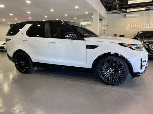 Used 2019 Land Rover Discovery HSE image 8