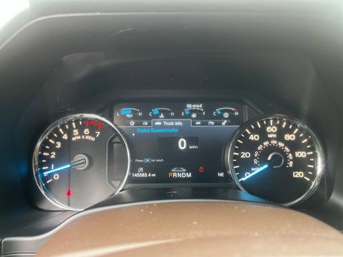 Used 2018 Ford F150 King Ranch w/ Equipment Group 601A Luxury AWD/4WD image 15