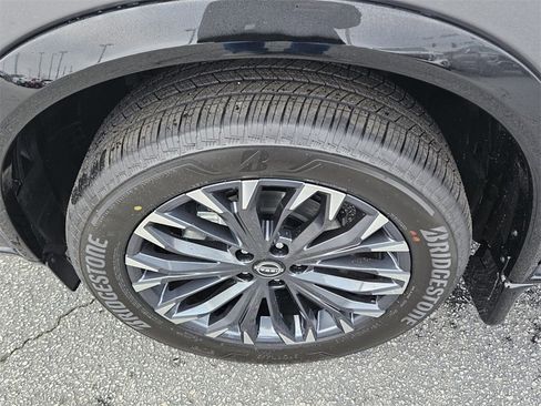 New 2026 Nissan Rogue Platinum image 18