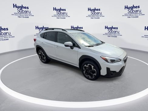 Certified 2022 Subaru Crosstrek 2.5i Limited w/ Moonroof Package 2 AWD/4WD image 3