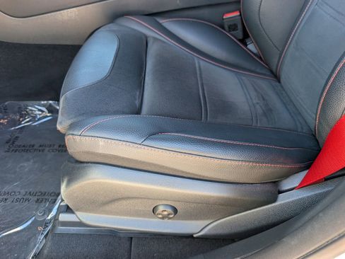 Certified 2022 Mercedes-Benz GLC 43 AMG 4MATIC image 22