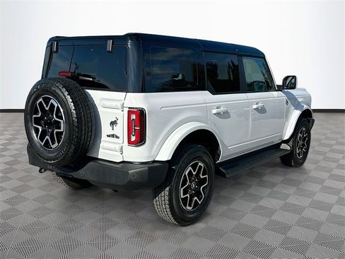 Used 2025 Ford Bronco Outer Banks image 5