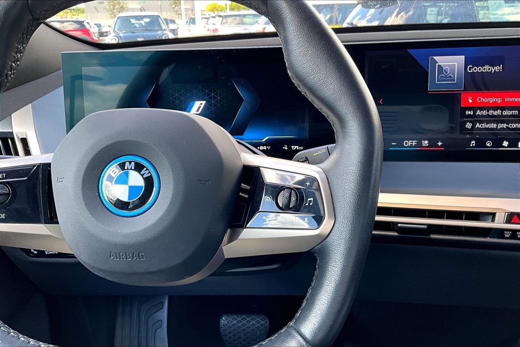 Used 2024 BMW iX M60 AWD/4WD image 19