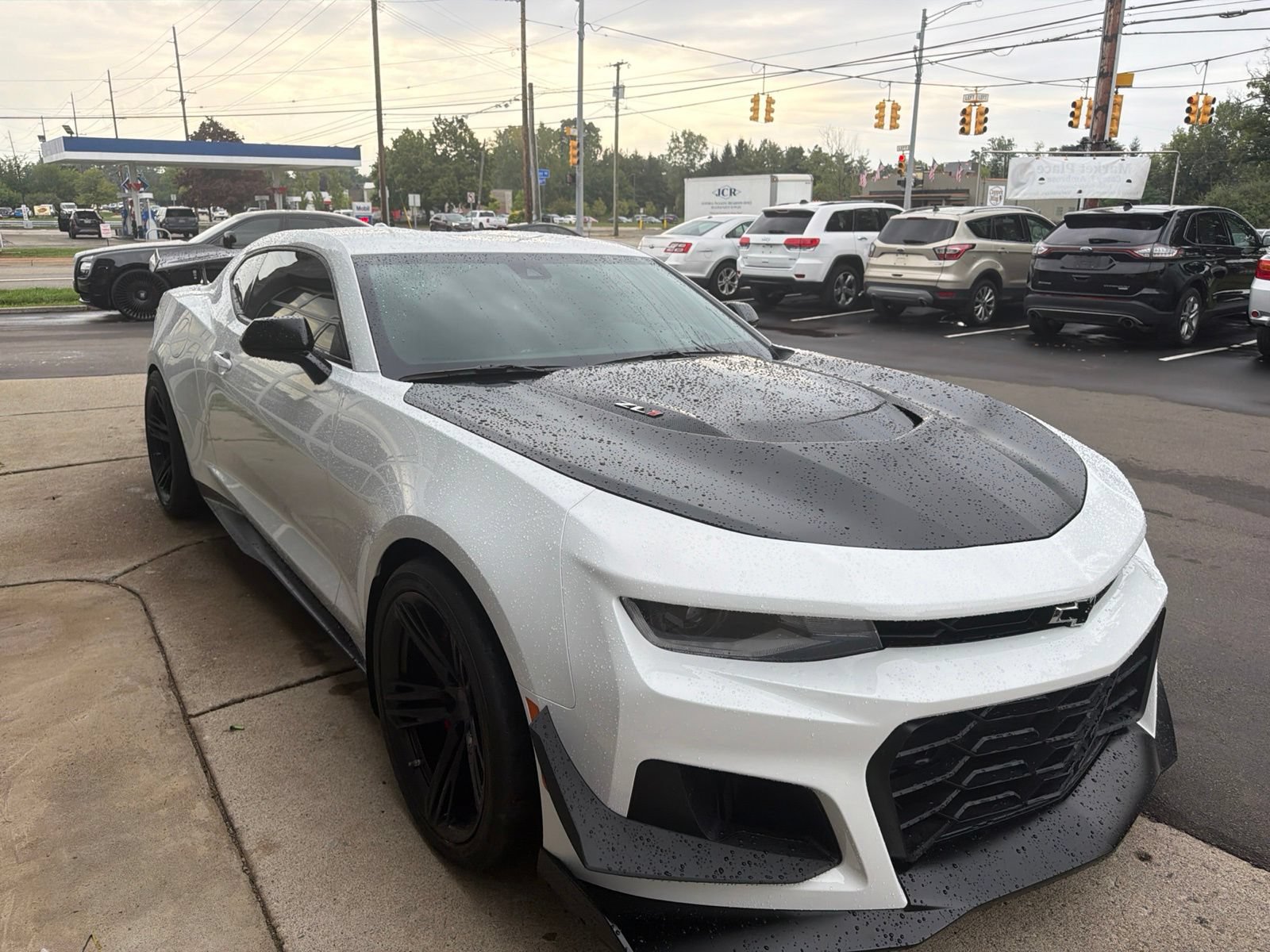 Used 2023 Chevrolet Camaro ZL1 RWD image 5