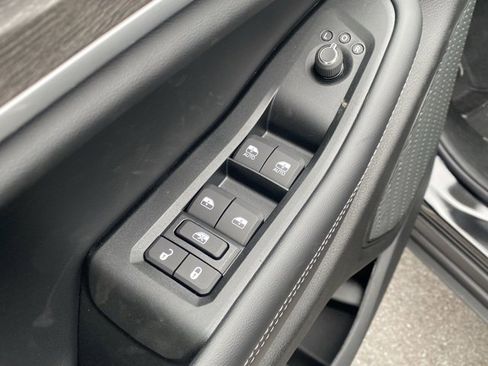 New 2025 Jeep Grand Cherokee Limited w/ Luxury Tech Group II image 13