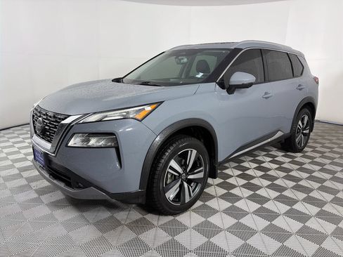 Used 2021 Nissan Rogue SL AWD/4WD image 3