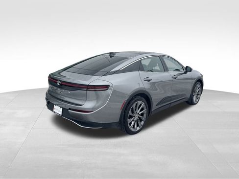 Used 2025 Toyota Crown Platinum image 8