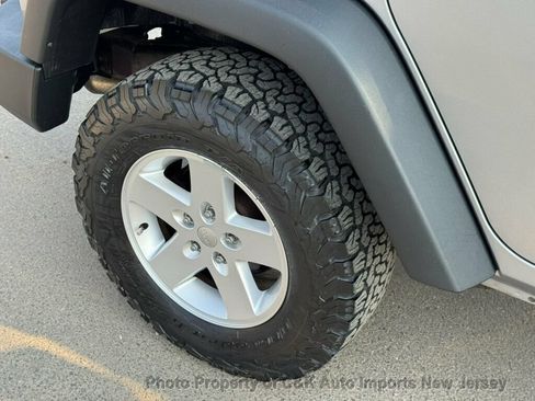 Used 2013 Jeep Wrangler Unlimited Sport AWD/4WD image 37