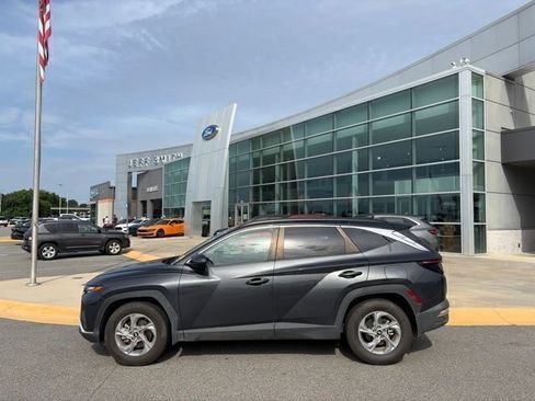 Used 2023 Hyundai Tucson SEL w/ Winter Package FWD image 2