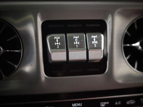 Used 2022 Mercedes-Benz G 550 image 26
