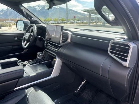 Used 2024 Toyota Sequoia Platinum AWD/4WD image 19