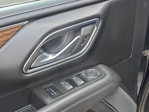 Used 2022 Chevrolet Tahoe High Country image 36