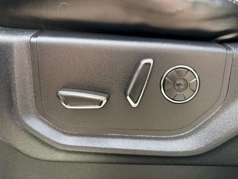 Used 2019 Ford F250 Platinum w/ Platinum Ultimate Package image 22