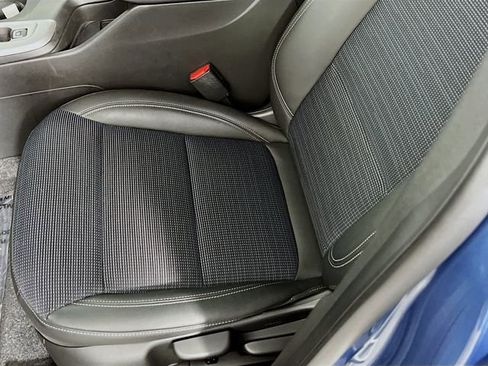 Used 2024 Buick Envista Preferred image 18