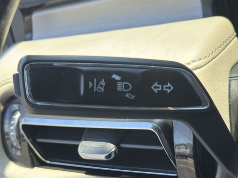 Used 2023 Lincoln Nautilus AWD w/ Premium Package image 30