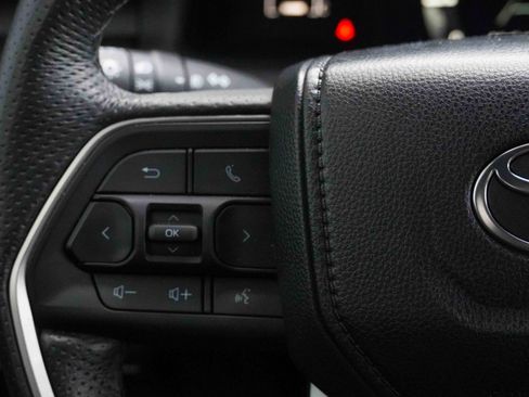 Used 2024 Toyota Tacoma SR5 image 21