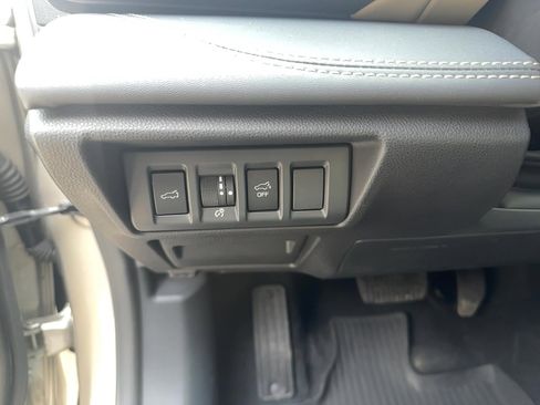 Used 2020 Subaru Outback Limited w/ Popular Package #2 image 16