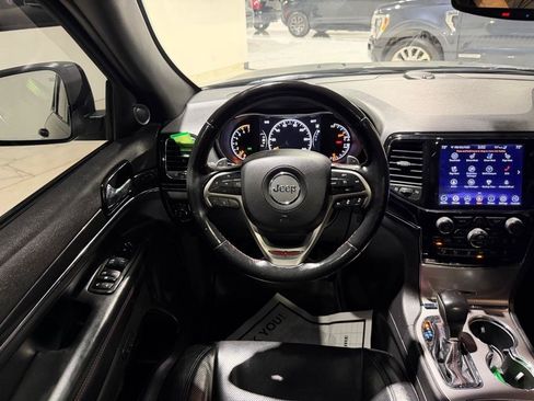 Used 2021 Jeep Grand Cherokee Trailhawk w/ Trailhawk Luxury Group AWD/4WD image 25