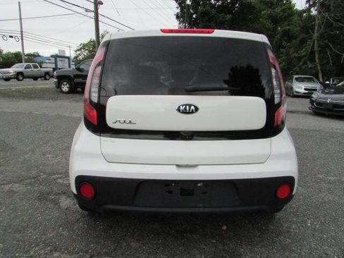 Used 2019 Kia Soul FWD image 7