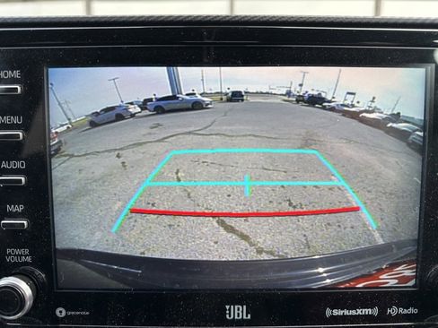 Used 2021 Toyota Highlander XSE image 2