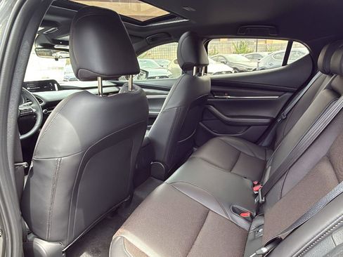 New 2026 MAZDA MAZDA3 2.5 S Hatchback w/ Premium Pkg FWD image 22
