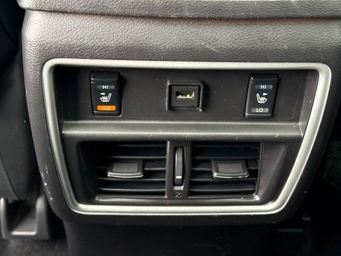 Used 2018 Nissan Murano Platinum w/ Cargo Package image 32