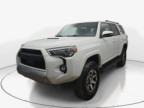 Used 2023 Toyota 4Runner TRD Off-Road Premium AWD/4WD image 8