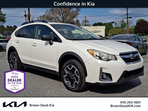 Used 2016 Subaru Crosstrek 2.0i AWD/4WD image 1