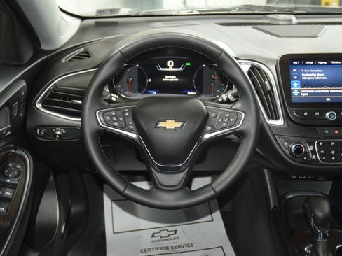 Used 2023 Chevrolet Malibu LT FWD image 32