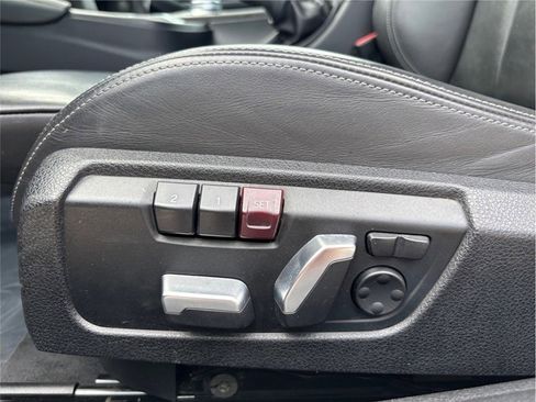 Used 2020 BMW M4 Convertible w/ Competition Package image 22