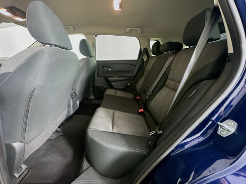 Used 2024 Nissan Rogue SV AWD/4WD image 26